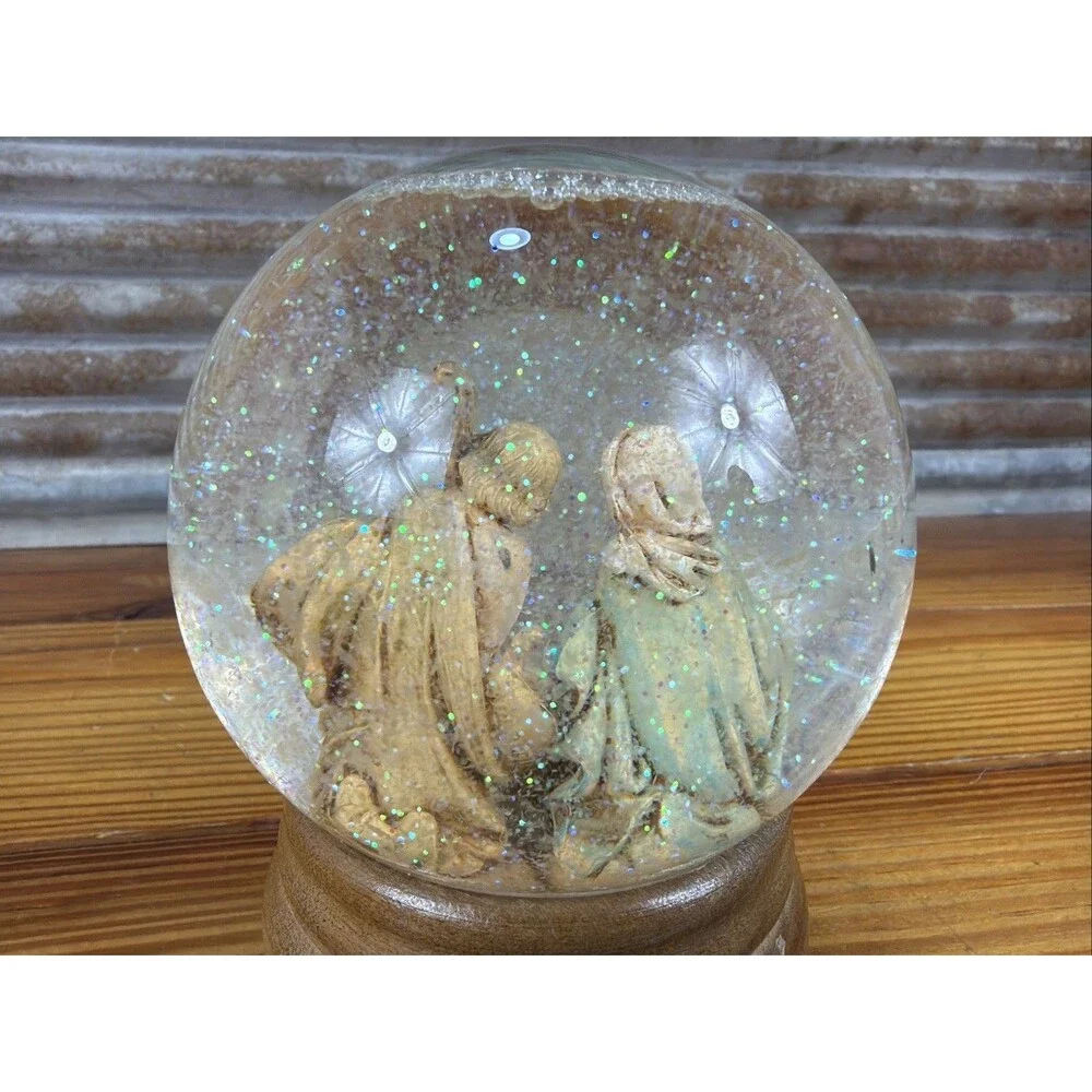 Fontanini Holy Family Glitterdome Snow Globe Musical “O Holy Night” Roman 1989